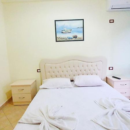 Vila Vera Durres Luaran gambar