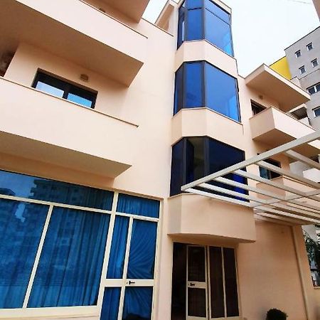 Vila Vera Durres Luaran gambar