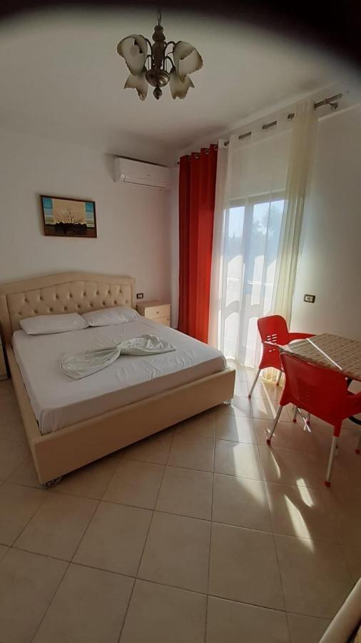 Vila Vera Durres Luaran gambar